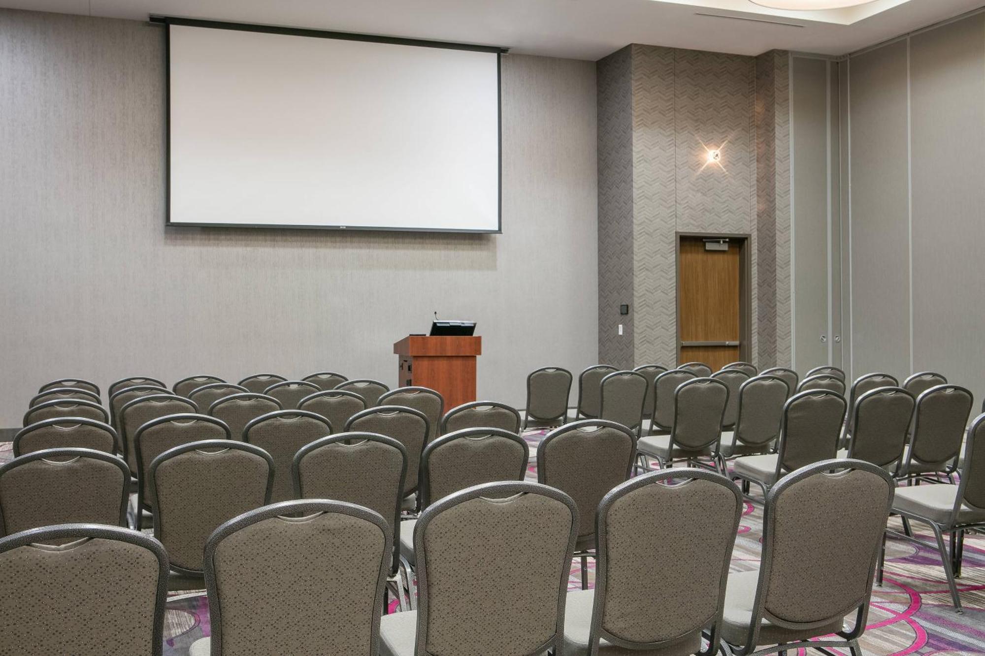 Courtyard By Marriott Omaha Bellevue At Beardmore Event Center Eksteriør bilde