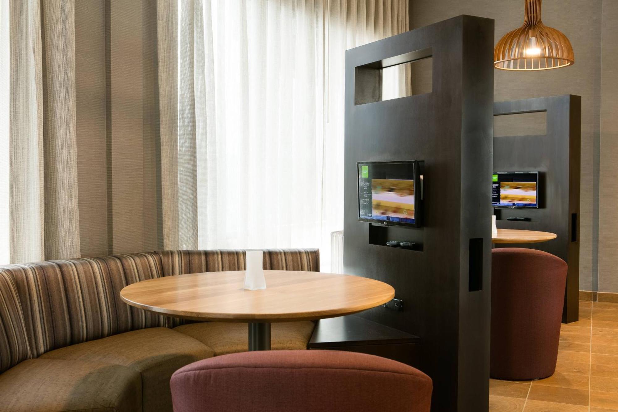 Courtyard By Marriott Omaha Bellevue At Beardmore Event Center Eksteriør bilde