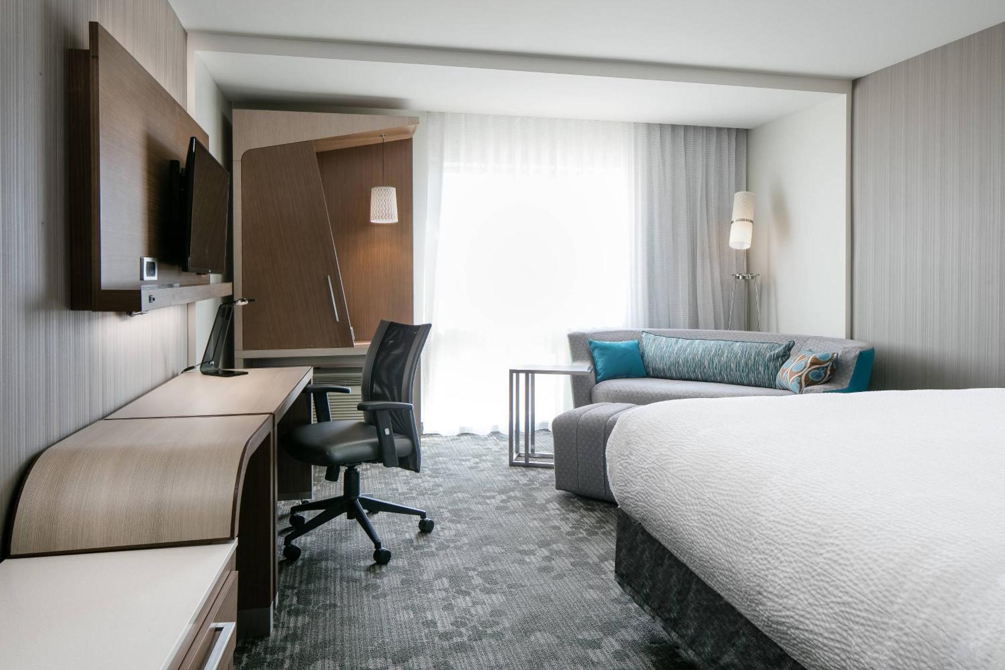 Courtyard By Marriott Omaha Bellevue At Beardmore Event Center Eksteriør bilde